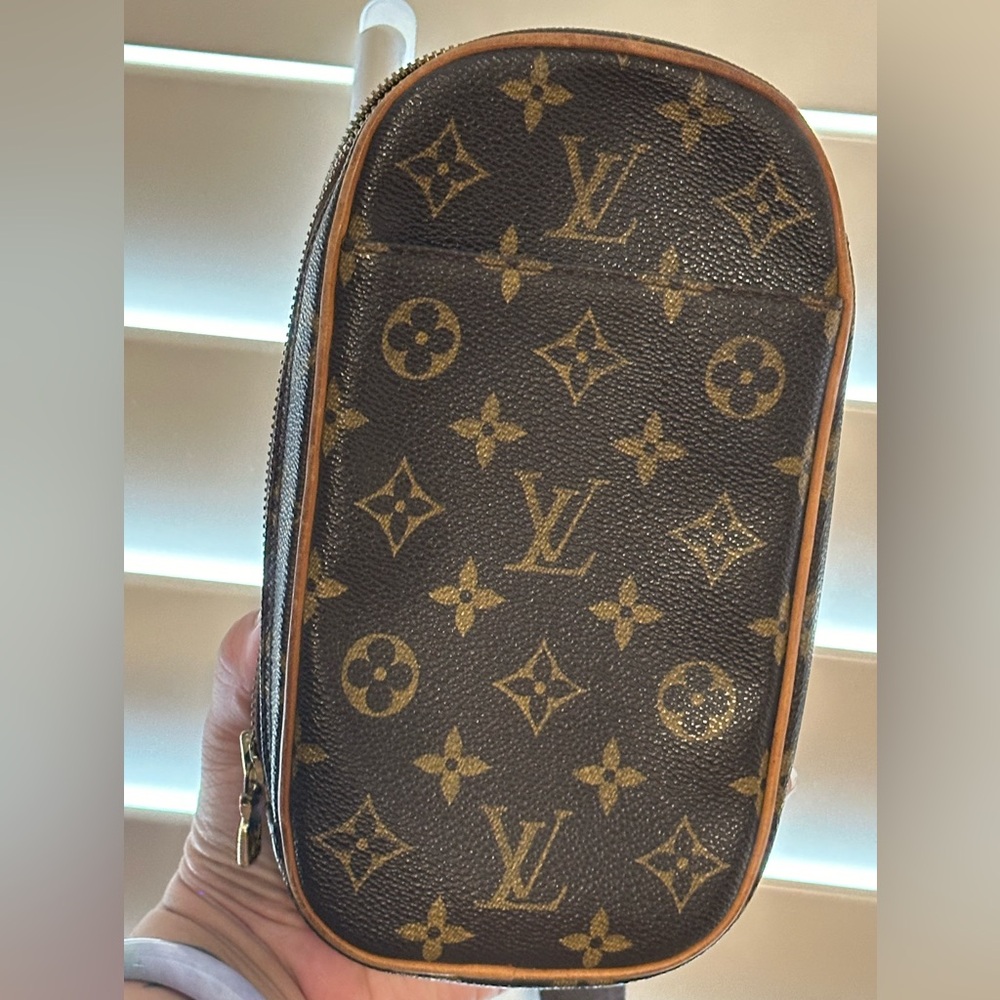 Preloved Authentic LV gange